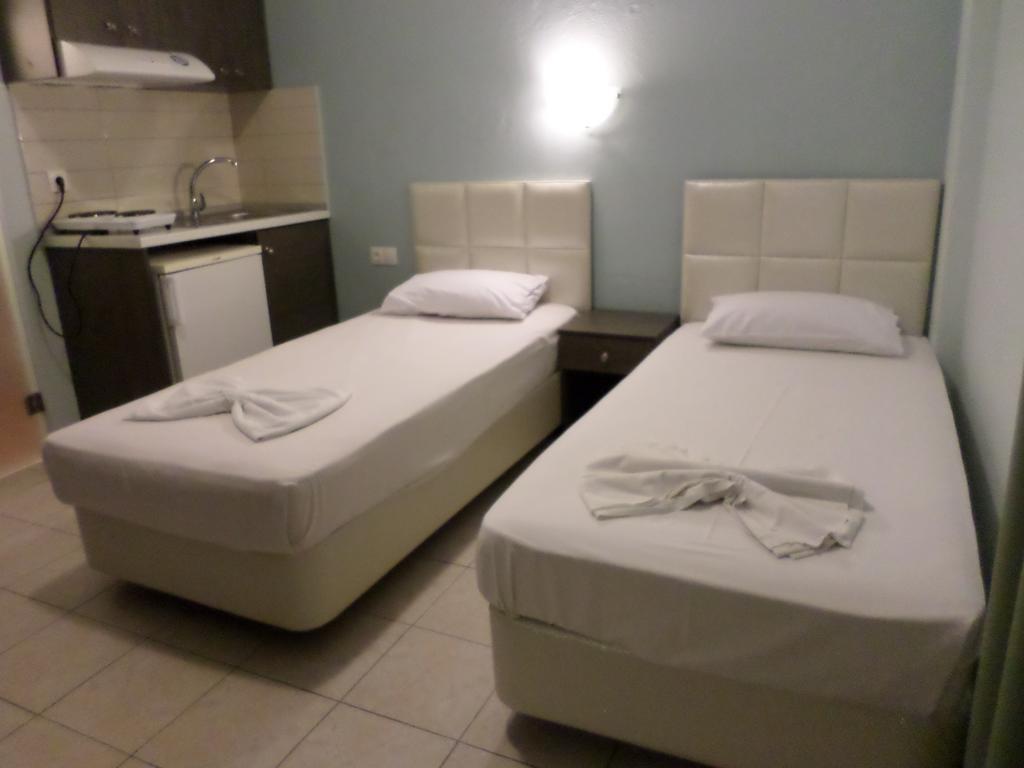 Hotel Dioni Паралия-Катерини Номер фото