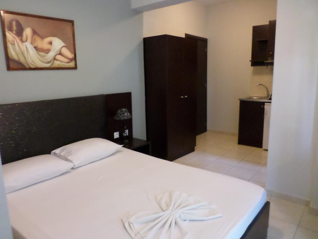 Hotel Dioni Паралия-Катерини Номер фото